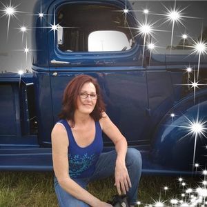 Meet your Posher, Laura ann